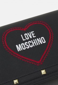 Vendita all'ingrosso π Love Moschino LOVE HEART STUD CROSSBODY - Borsa A Tracolla - Nero, Donna π 7 Vendita all'ingrosso π Love Moschino LOVE HEART STUD CROSSBODY - Borsa A Tracolla - Nero, Donna π -Vendite Love Moschino 0452133afd924c2fb3df9809a0c59fd4