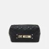 Le migliori recensioni di ✨ Love Moschino LOGO BEAUTY BAG - Trousse - Nero, Donna 🌟