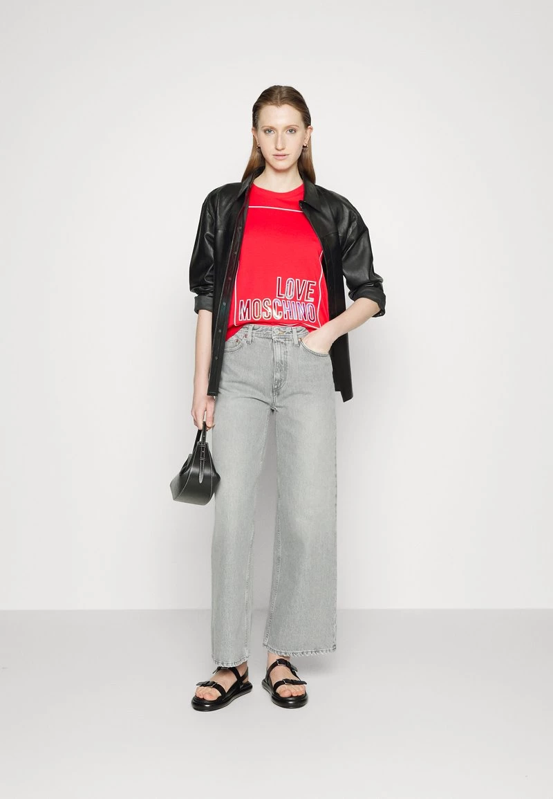 A buon mercato π Love Moschino T-shirt Con Stampa - Red, Donna π 2 A buon mercato π Love Moschino T-shirt Con Stampa - Red, Donna π - immagine 2