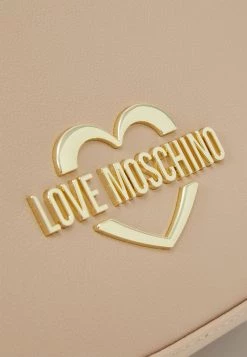 A buon mercato 🔔 Love Moschino FRONT CHAIN CAMERA BAG - Borsa A Tracolla - Naturale/nude, Donna 👏 -Vendite Love Moschino 09eb2b3b6e194b3192a2ff92b965a1c5