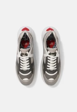 Presa 😍 Love Moschino 👟 Sneakers Basse - Grey, Donna 💯 -Vendite Love Moschino 0a8df33d703c42af9f49a2287254d3af
