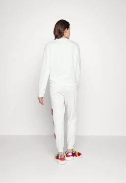 Le migliori recensioni di 😉 Love Moschino Pantaloni Sportivi - Optical White, Donna 👏 -Vendite Love Moschino 13360a8f3b0e4af6b103d542c3f45103