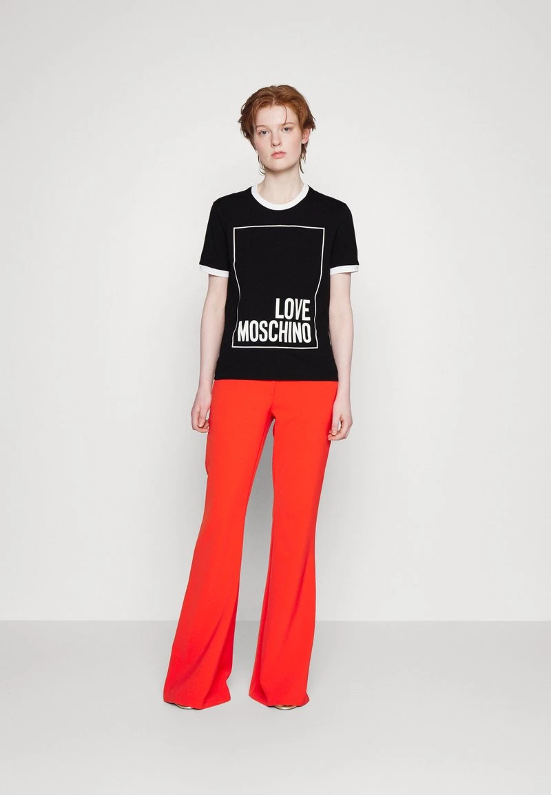 Vendita all'ingrosso ⌛ Love Moschino T-shirt Con Stampa - Black, Donna ✨ 2 Vendita all'ingrosso ⌛ Love Moschino T-shirt Con Stampa - Black, Donna ✨ - immagine 2