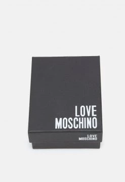 Presa ✨ Love Moschino EXCLUSIVE AIRPOD CASE - Altri Accessori - Rosso, Donna 🛒 -Vendite Love Moschino 47b5248f3f4046968af973b48fa300ba
