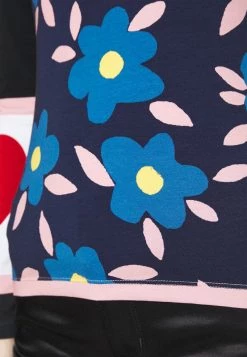 Offerte 🧨 Love Moschino Maglietta A Manica Lunga - Black, Donna ✔️ 13 Offerte 🧨 Love Moschino Maglietta A Manica Lunga - Black, Donna ✔️ -Vendite Love Moschino 501bc0ffe8c44d7f9a2d0045754935c6