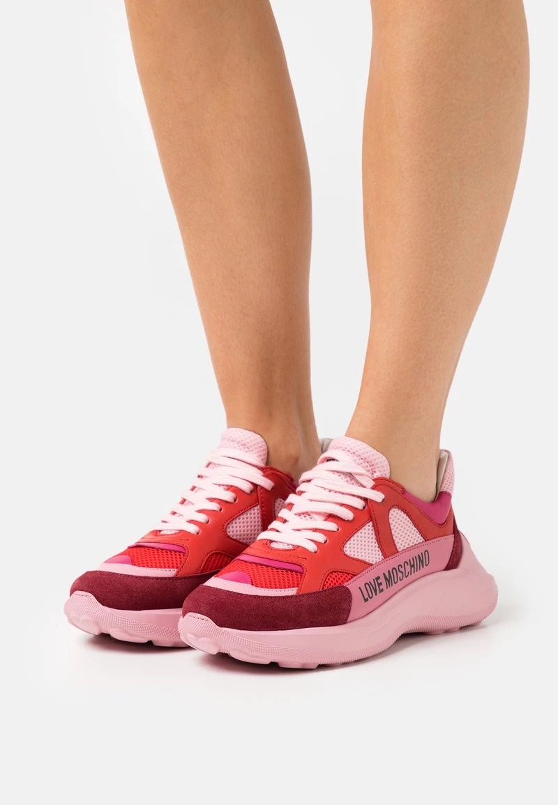 Miglior offerta 𧨠Love Moschino π Sneakers Basse - Fantasy Color, Donna π₯° 1 Miglior offerta 𧨠Love Moschino π Sneakers Basse - Fantasy Color, Donna π₯°