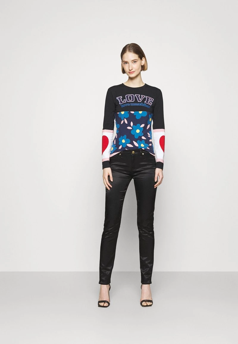 Offerte 🧨 Love Moschino Maglietta A Manica Lunga - Black, Donna ✔️ 2 Offerte 🧨 Love Moschino Maglietta A Manica Lunga - Black, Donna ✔️ - immagine 2