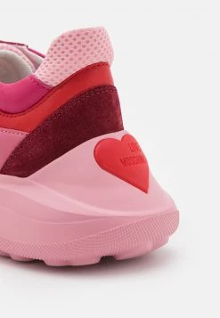 Miglior offerta 𧨠Love Moschino π Sneakers Basse - Fantasy Color, Donna π₯° 13 Miglior offerta 𧨠Love Moschino π Sneakers Basse - Fantasy Color, Donna π₯° -Vendite Love Moschino 6b8190b7a6f042d3b23ad70a894f287f