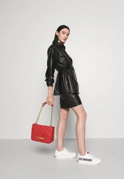 Nuovo di zecca ❤️ Love Moschino QUILTED SHOULDER FLAP - Borsa A Mano - Rosso, Donna 🎁