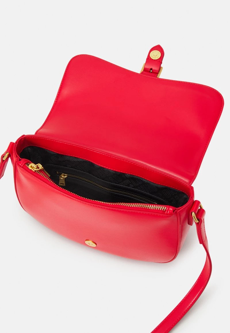 Vendita lampo ⭐ Love Moschino BUCKLE SADDLE - Borsa A Tracolla - Rosso, Donna 🥰 3 Vendita lampo ⭐ Love Moschino BUCKLE SADDLE - Borsa A Tracolla - Rosso, Donna 🥰 - immagine 3
