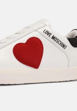 Offerte β€οΈ Love Moschino π Sneakers Basse - White, Donna π₯ 11 Offerte β€οΈ Love Moschino π Sneakers Basse - White, Donna π₯ -Vendite Love Moschino 74019c1c3068454aa3287915fb14a64a