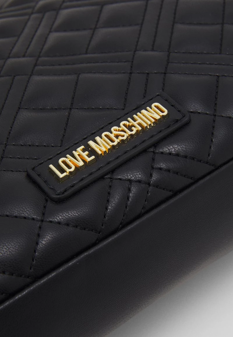 Le migliori recensioni di π Love Moschino EVENING - Pochette - Nero, Donna π€© 5 Le migliori recensioni di π Love Moschino EVENING - Pochette - Nero, Donna π€© - immagine 5