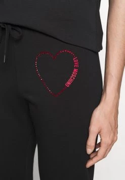 Sconto ✔️ Love Moschino Pantaloni Sportivi - Black, Donna 🧨 13 Sconto ✔️ Love Moschino Pantaloni Sportivi - Black, Donna 🧨 -Vendite Love Moschino 8ee3ebed04364c989b142dce3b8406e7