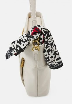 Miglior prezzo 🔥 Love Moschino SOFT CHARM SCARVED HOBO - Borsa A Mano - Avorio, Donna 🎁 -Vendite Love Moschino 94b77491eb3e4e668062d89e3055cef4