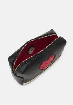 Miglior offerta ⭐ Love Moschino HEART QUILTED COLOUR BLOCK BEAUTY BAG - Trousse - Fantasy, Donna 🎉 -Vendite Love Moschino a242bcee2e45485a8c9b2ea8cc53dfda