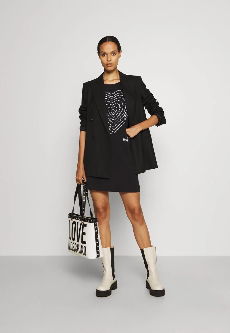 I primi 10 βοΈ Love Moschino Vestito Di Maglina - Black, Donna π 2 I primi 10 βοΈ Love Moschino Vestito Di Maglina - Black, Donna π - immagine 2