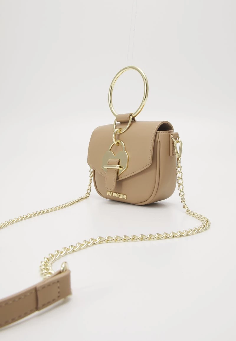 Acquistare π Love Moschino LOCK HEART TOP HANDLE - Borsa A Tracolla - Sabbia/pomice, Donna π 4 Acquistare π Love Moschino LOCK HEART TOP HANDLE - Borsa A Tracolla - Sabbia/pomice, Donna π - immagine 4