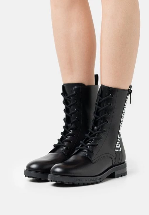 Acquistare 👍 Love Moschino Stivaletti Stringati - Nero, Donna ⭐ -Vendite Love Moschino ab02d407980f461f8931c04206d3db64