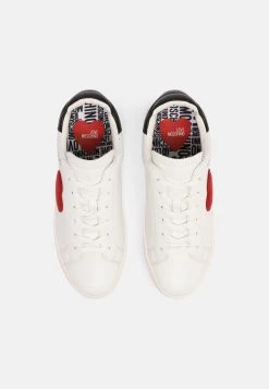Offerte β€οΈ Love Moschino π Sneakers Basse - White, Donna π₯ 8 Offerte β€οΈ Love Moschino π Sneakers Basse - White, Donna π₯ -Vendite Love Moschino ae8f16c35f984f74a0f369324d4d43ee