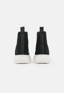 Promo π Love Moschino π Sneakers Alte - Nero, Donna β 10 Promo π Love Moschino π Sneakers Alte - Nero, Donna β -Vendite Love Moschino badc85808b9645c7a107933dee641c3c