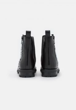 Acquistare ⌛ Love Moschino Stivaletti - Nero, Donna 😀 -Vendite Love Moschino bf745aedd50d47b4af7aeea40ad4810a