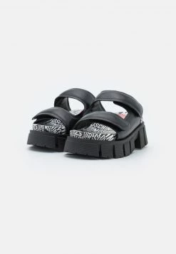 Vendita lampo 🥰 Love Moschino Ciabattine - Nero, Donna ⭐ -Vendite Love Moschino cb059674d89a453fb5809d25a217ab63