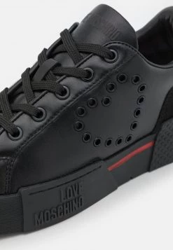 I primi 10 β€οΈ Love Moschino π Sneakers Basse - Fantasy Color, Donna β 13 I primi 10 β€οΈ Love Moschino π Sneakers Basse - Fantasy Color, Donna β -Vendite Love Moschino ce7c792c3de14898bc0b55be2d3e39cc