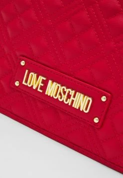Nuovo di zecca ❤️ Love Moschino QUILTED SHOULDER FLAP - Borsa A Mano - Rosso, Donna 🎁 -Vendite Love Moschino d591ca1dd59042f2bcb14765a51b80e6