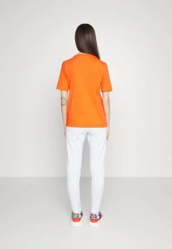 I primi 10 🥰 Love Moschino Pantaloni Sportivi - Optical White, Donna 💯 7 I primi 10 🥰 Love Moschino Pantaloni Sportivi - Optical White, Donna 💯 -Vendite Love Moschino e325f157cdc4427ca566c3c56f7507af