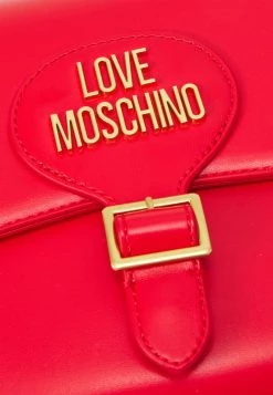 Vendita lampo ⭐ Love Moschino BUCKLE SADDLE - Borsa A Tracolla - Rosso, Donna 🥰 7 Vendita lampo ⭐ Love Moschino BUCKLE SADDLE - Borsa A Tracolla - Rosso, Donna 🥰 -Vendite Love Moschino ecd3ac3163b84147a27cd1c98d5b3980