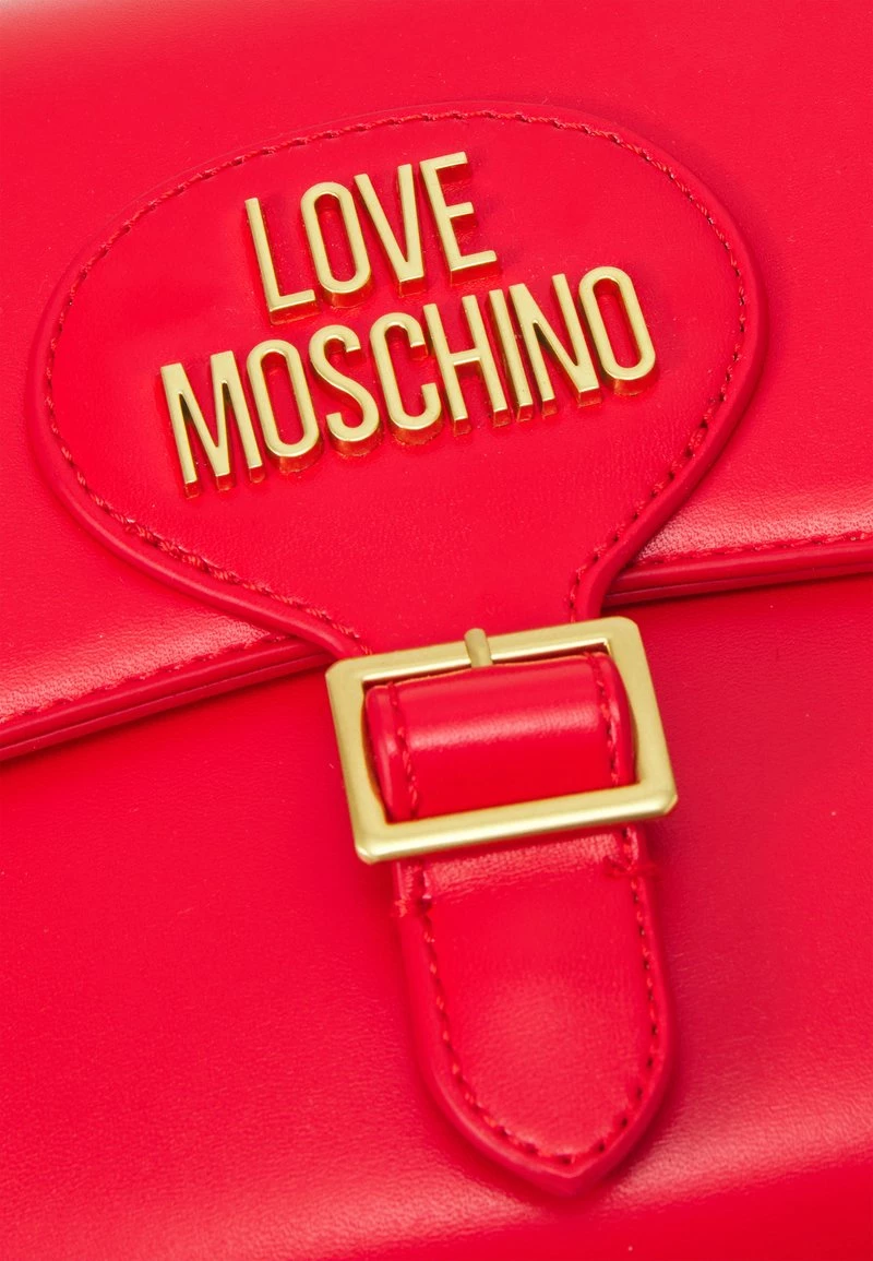 Vendita lampo ⭐ Love Moschino BUCKLE SADDLE - Borsa A Tracolla - Rosso, Donna 🥰 4 Vendita lampo ⭐ Love Moschino BUCKLE SADDLE - Borsa A Tracolla - Rosso, Donna 🥰 - immagine 4