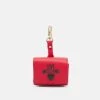 Il più economico ❤️ Love Moschino EXCLUSIVE AIRPOD PRO CASE - Altri Accessori - Rosso, Donna ✔️