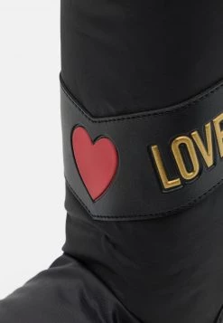Vendita calda π Love Moschino Stivali Da Neve - Nero, Donna β 13 Vendita calda π Love Moschino Stivali Da Neve - Nero, Donna β -Vendite Love Moschino eea06fc1b2de46218cc51011a3e7d8f5