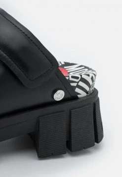 Vendita lampo 🥰 Love Moschino Ciabattine - Nero, Donna ⭐ -Vendite Love Moschino f54119a113f3482395bc932d69994f97